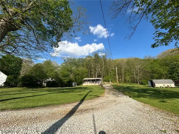 38478 Red Road, Nelsonville, OH 45764