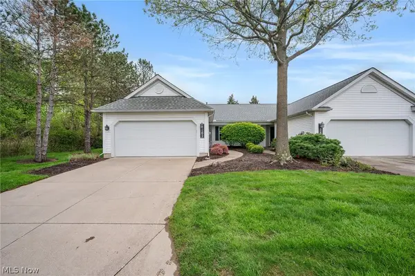 33817 Honeysuckle Lane, North Ridgeville, OH 44039