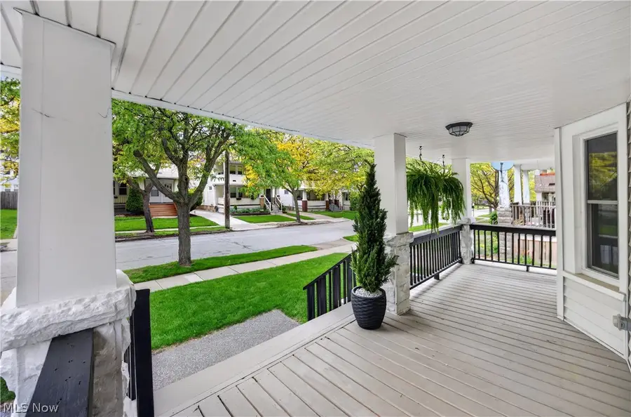1617 Larchmont Avenue, Lakewood, OH 44107 - #3