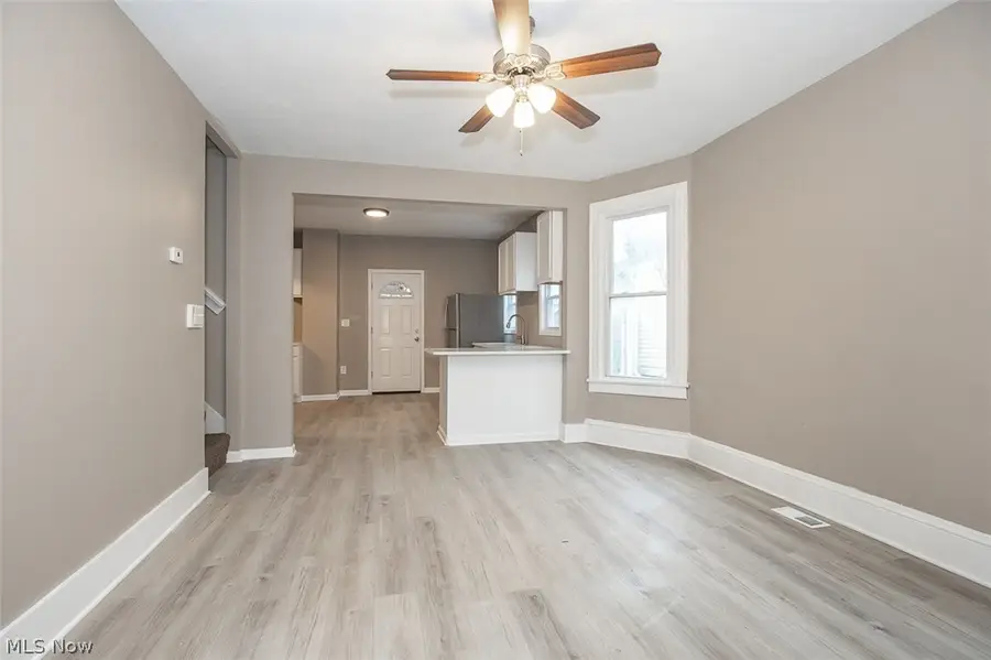 3211 W 90th Street, Cleveland, OH 44102 - #3