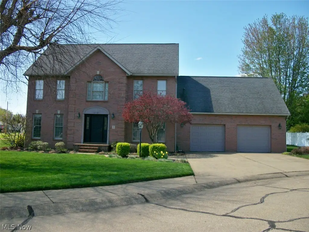 5 Sawgrass Circle, Belpre, OH 45714 - #1