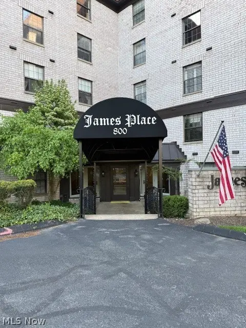 800 Brick Mill Run, Westlake, OH 44145 - #1