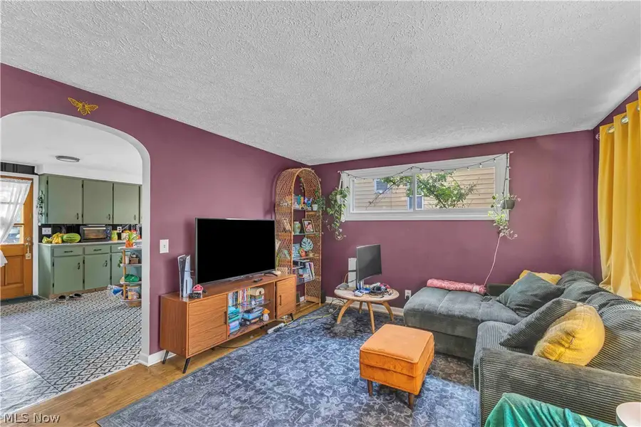 2803 11th Sw Street, Canton, OH 44710 - #2