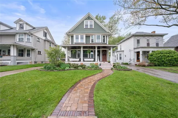 1358 Summit Avenue, Lakewood, OH 44107