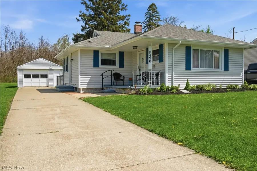 3428 Vineland Avenue, Ashtabula, OH 44004 - #2