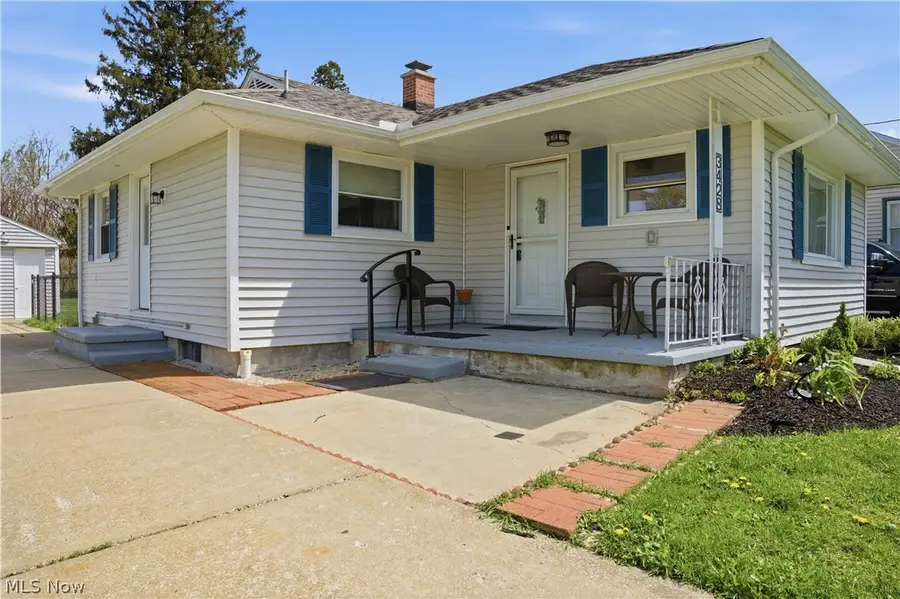 3428 Vineland Avenue, Ashtabula, OH 44004 - #3