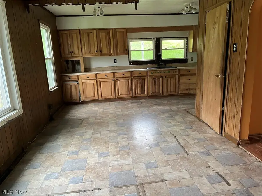 686 Township Road 223, Richmond, OH 43944 - #3