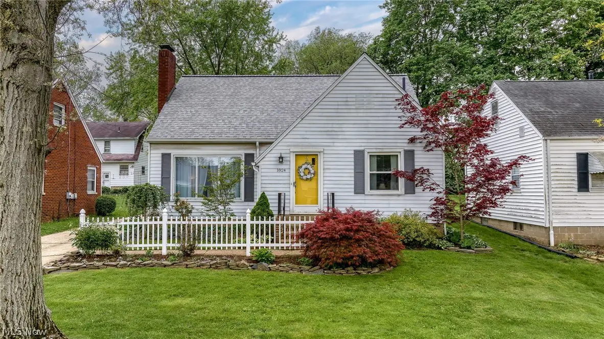 1824 Sackett Avenue, Cuyahoga Falls, OH 44223 - #1