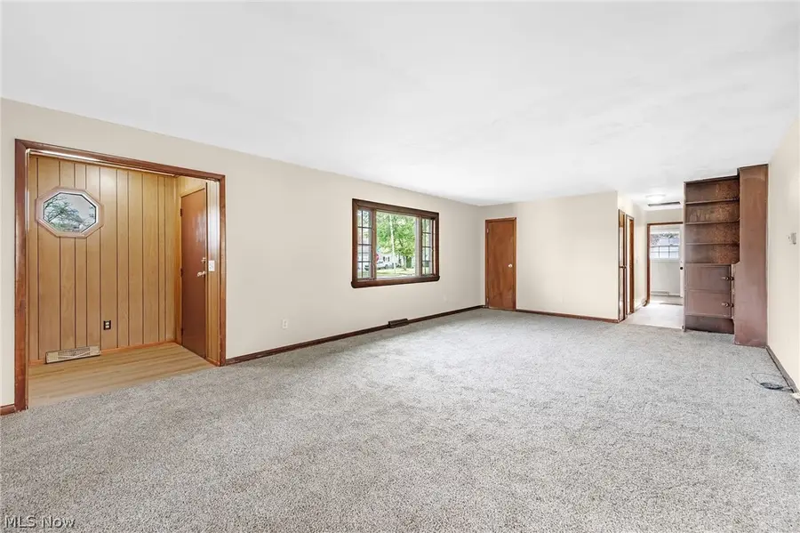 2456 Jackson Street, Lorain, OH 44052 - #3