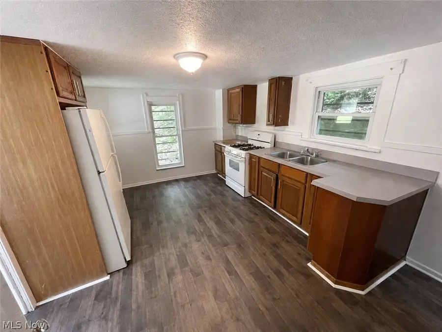 539 Tremont Se Avenue, Massillon, OH 44646 - #2