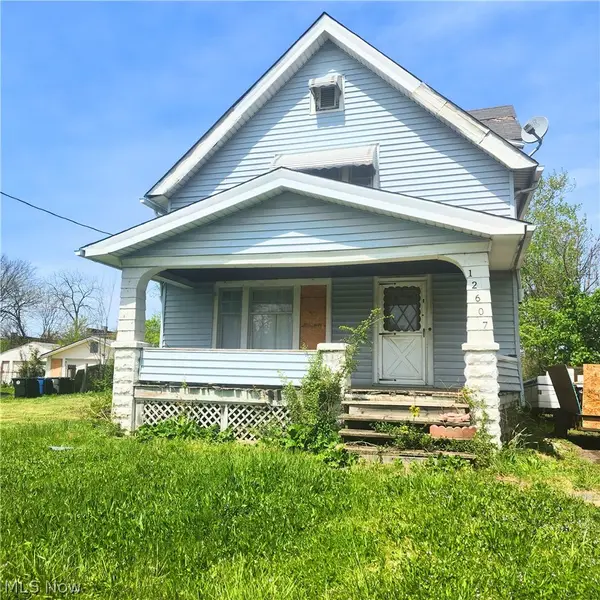 12607 Oakfield Avenue, Cleveland, OH 44105
