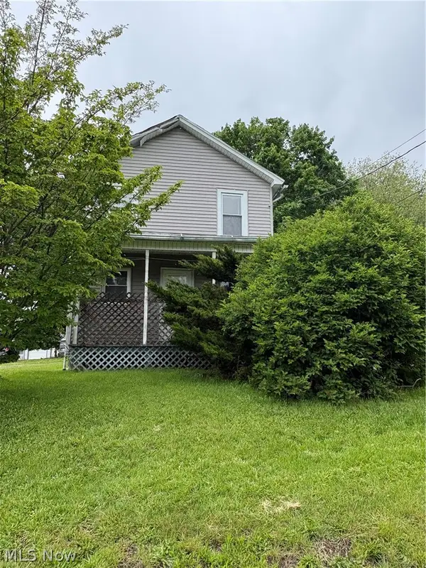 325 E High Street, Leetonia, OH 44431