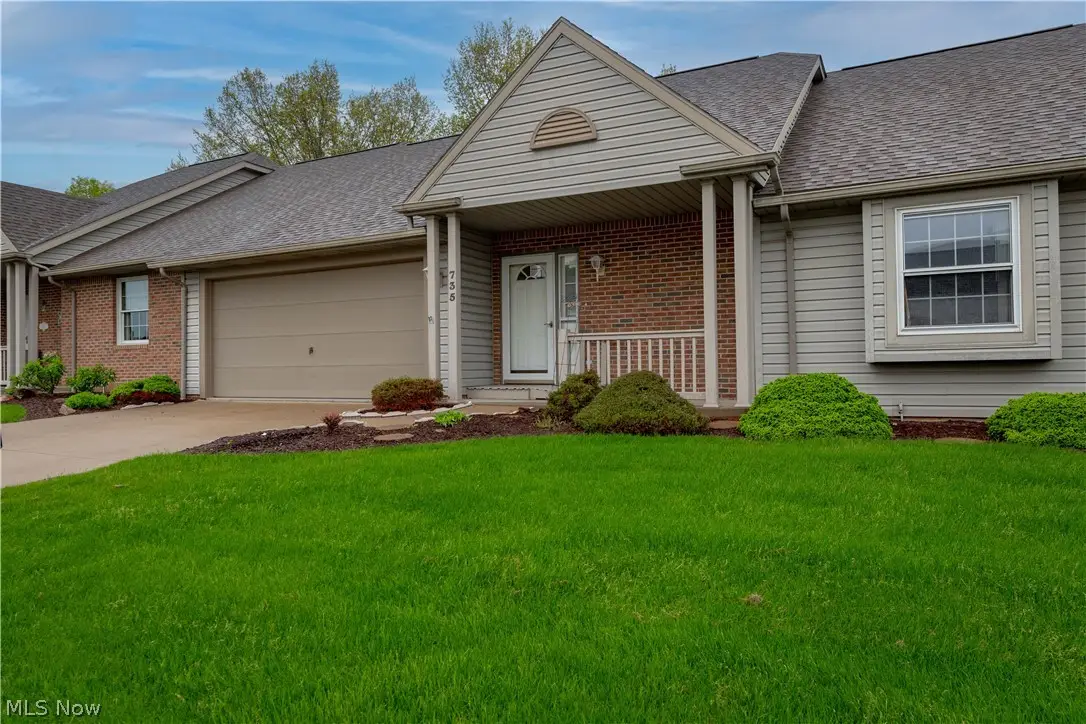 735 Beverly Avenue, Canal Fulton, OH 44614 - #1