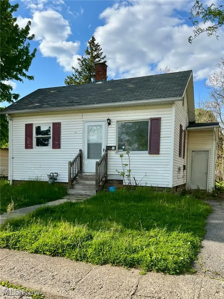 429 14th Street, Elyria, OH 44035 - #1