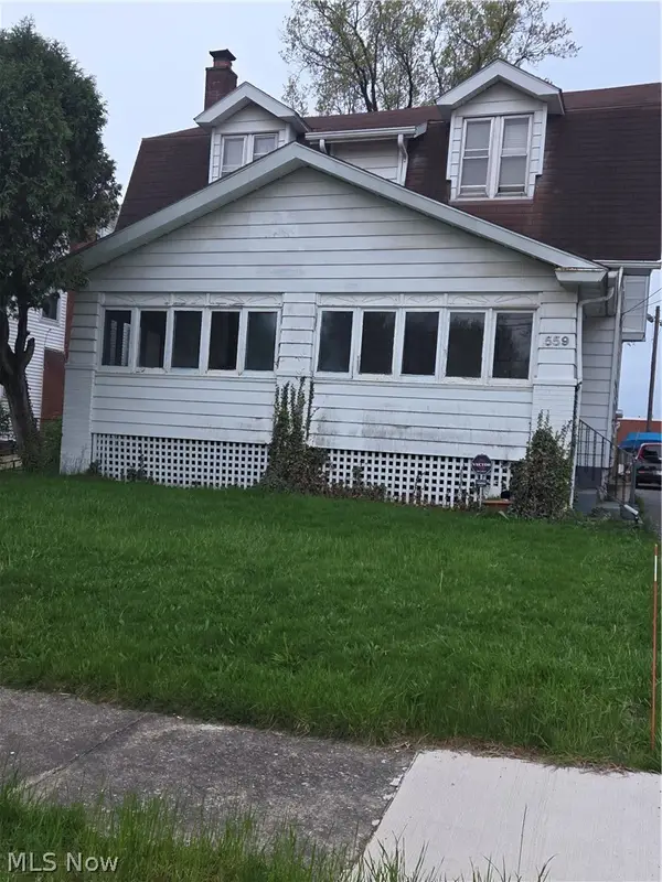 559 Redondo Road, Youngstown, OH 44504