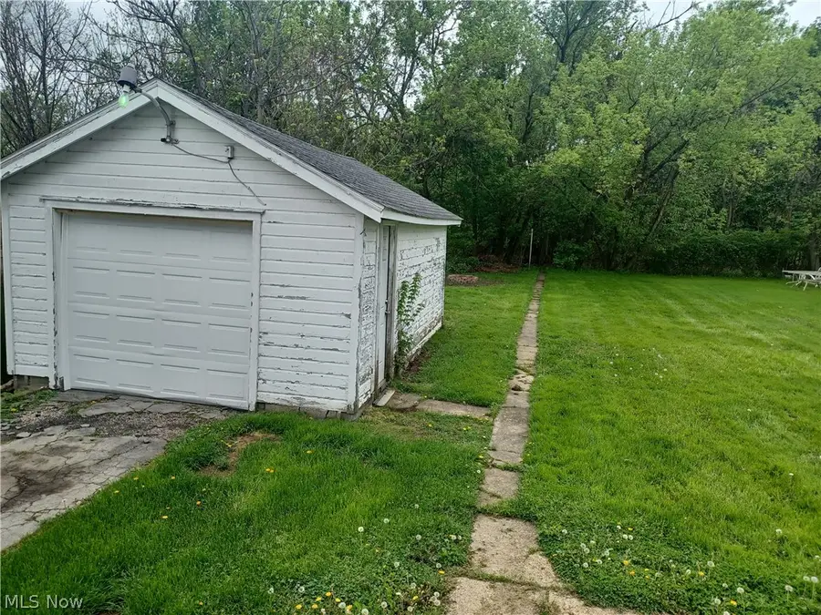 1639 Wellington Avenue, Youngstown, OH 44509 - #2