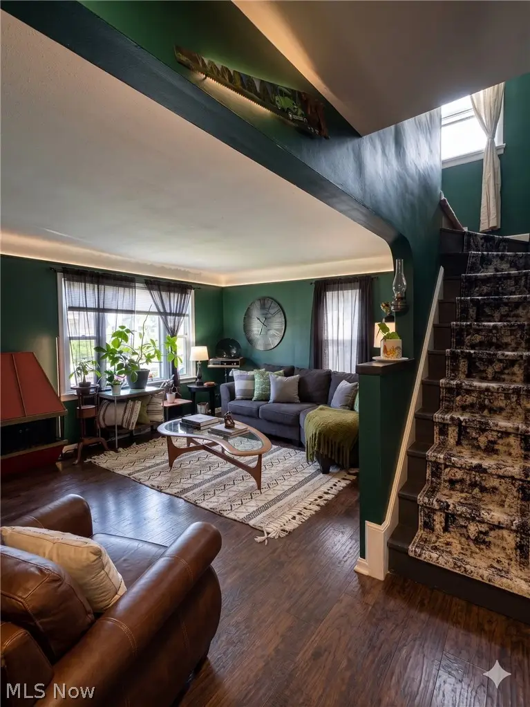 6711 Farnsworth Drive, Parma, OH 44129 - #3