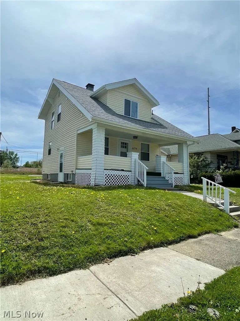 679 W Oregon Avenue, Sebring, OH 44672 - #3