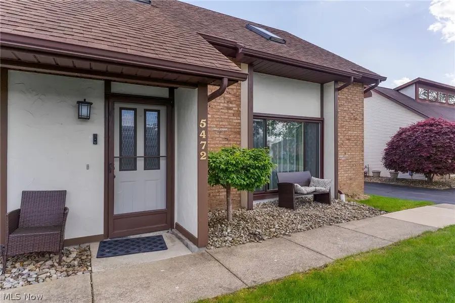 5472 Callaway Circle #2, Youngstown, OH 44515 - #3