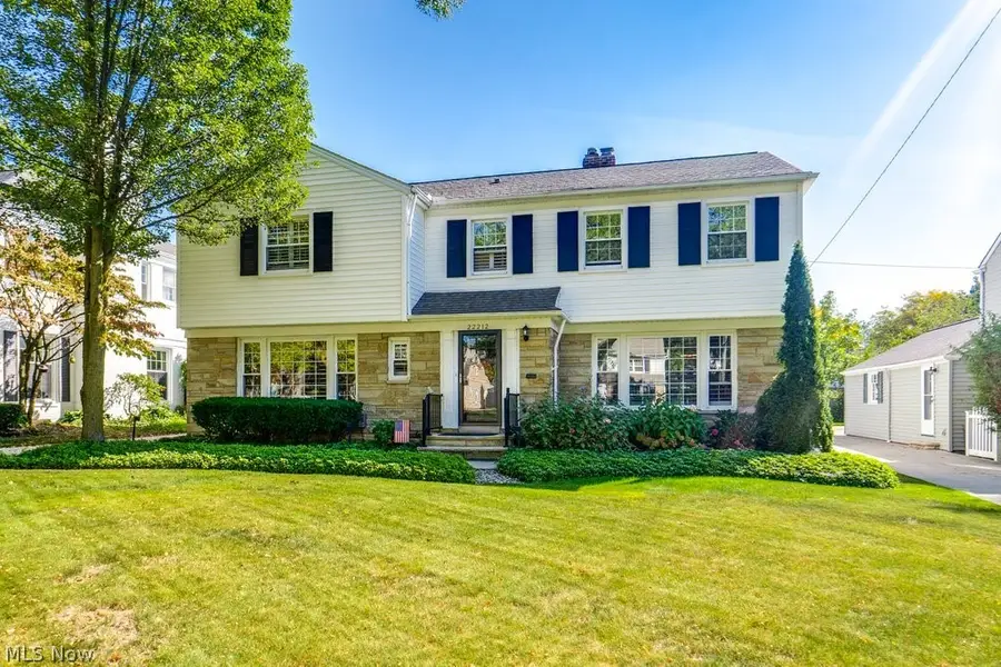 22212 E Byron Road, Shaker Heights, OH 44122 - #2