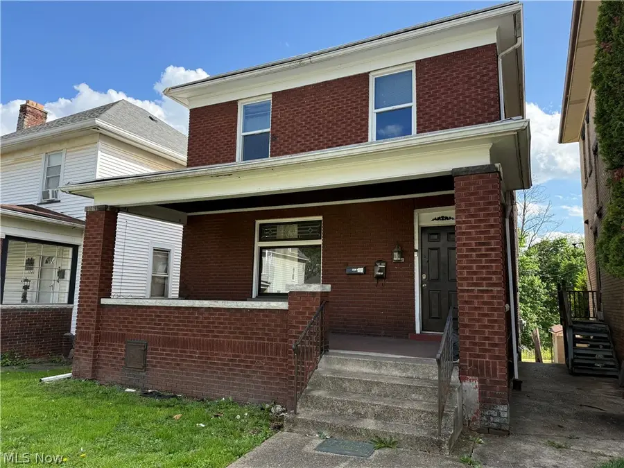 1242 Ridge Avenue, Steubenville, OH 43952 - #3
