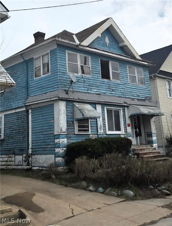 1749 Alcoy Road, Cleveland, OH 44112