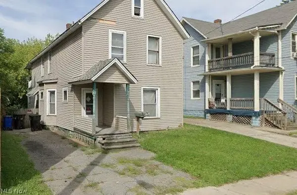 3858 E 72nd Street, Cleveland, OH 44105