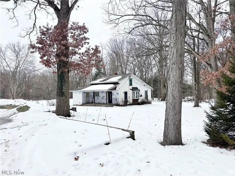 1542 Woods Road, Akron, OH 44306 - #3