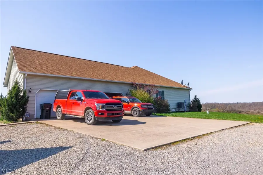3730 Rice Rd Sw, New Philadelphia, OH 44663 - #3
