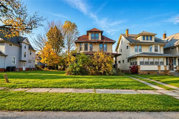 1172 Melbourne Road, East Cleveland, OH 44112