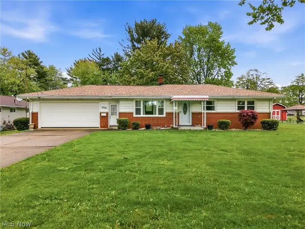 3130 Lynwood Nw Drive, Warren, OH 44485