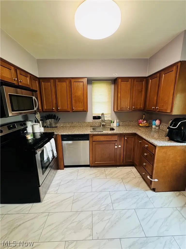 4075 Ellison Road, South Euclid, OH 44121 - #3