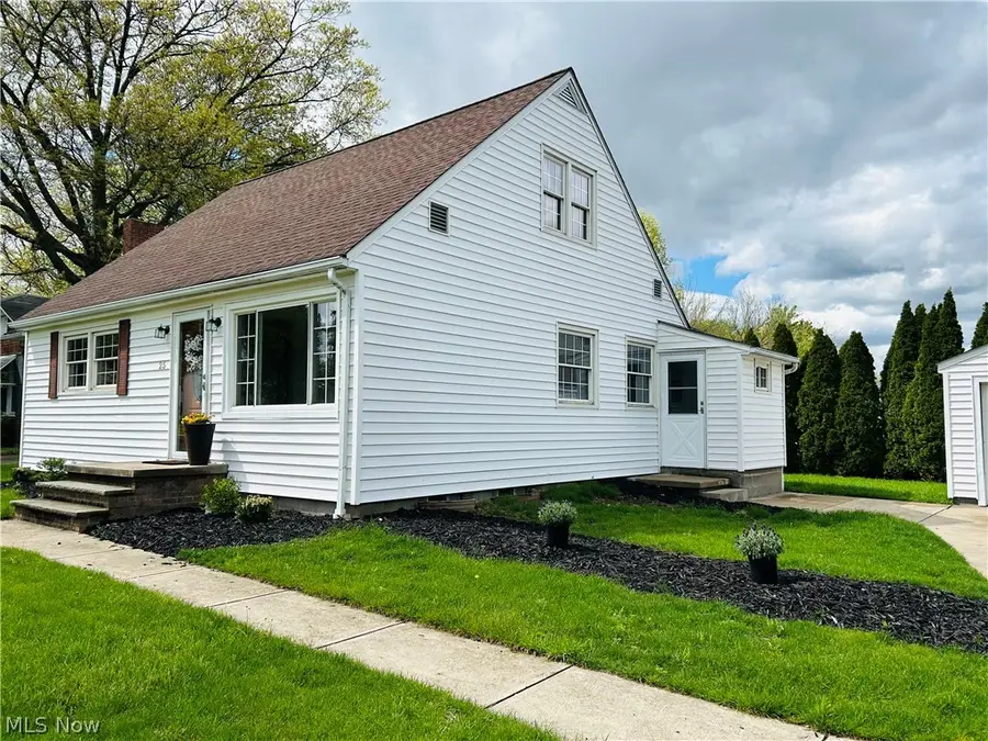 25 Hayes Avenue, Cuyahoga Falls, OH 44221 - #3