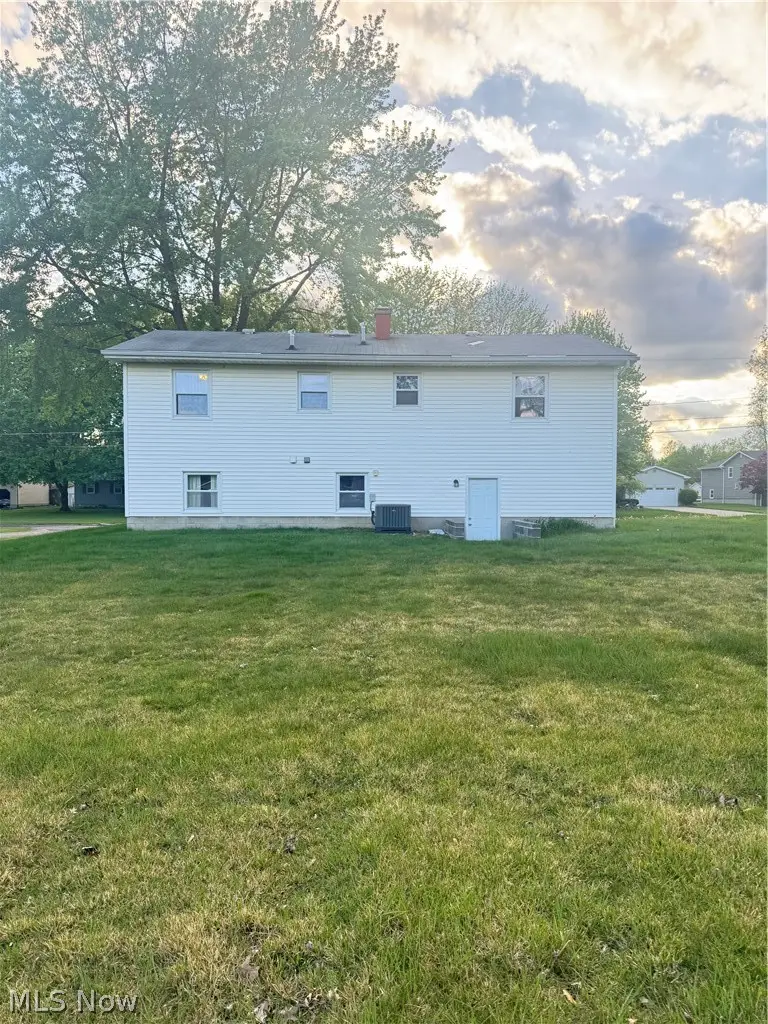 4762 Pine Trace Drive, Austintown, OH 44515 - #3