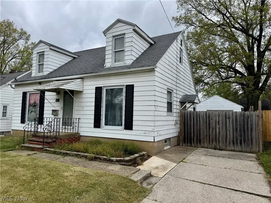 871 N Firestone Boulevard, Akron, OH 44306 - #3
