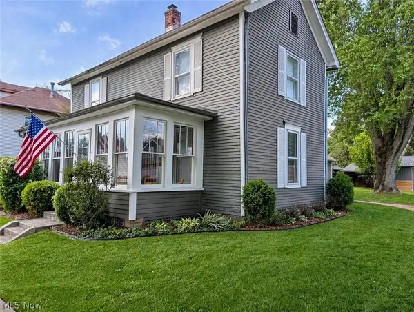 412 High Street, Dresden, OH 43821