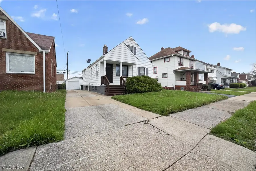 10721 Plymouth Avenue, Garfield Heights, OH 44125 - #2