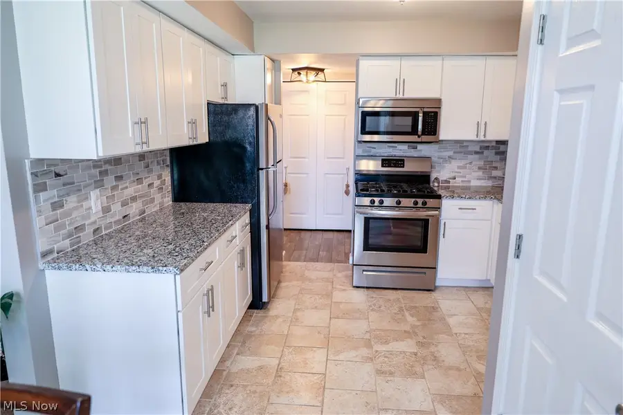 1145 Canyon View Road #102, Sagamore Hills, OH 44067 - #2