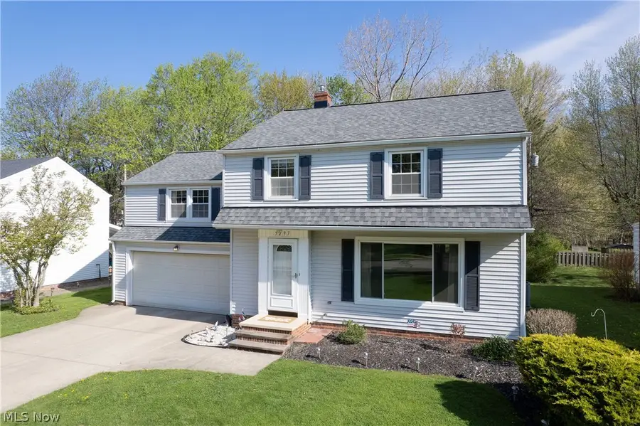 5297 Marian Drive, Lyndhurst, OH 44124 - #2
