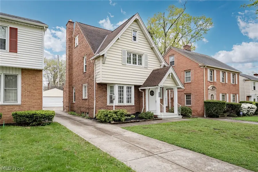 16724 Scottsdale Boulevard, Shaker Heights, OH 44120 - #2
