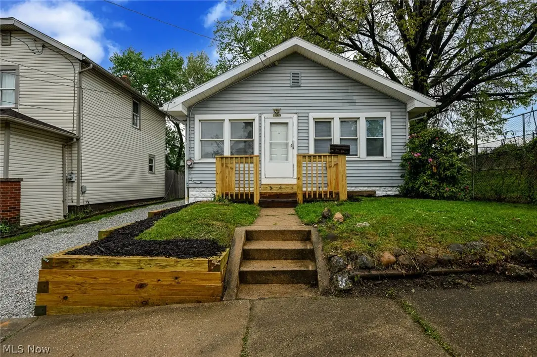 1465 Laffer Avenue, Akron, OH 44305 - #1