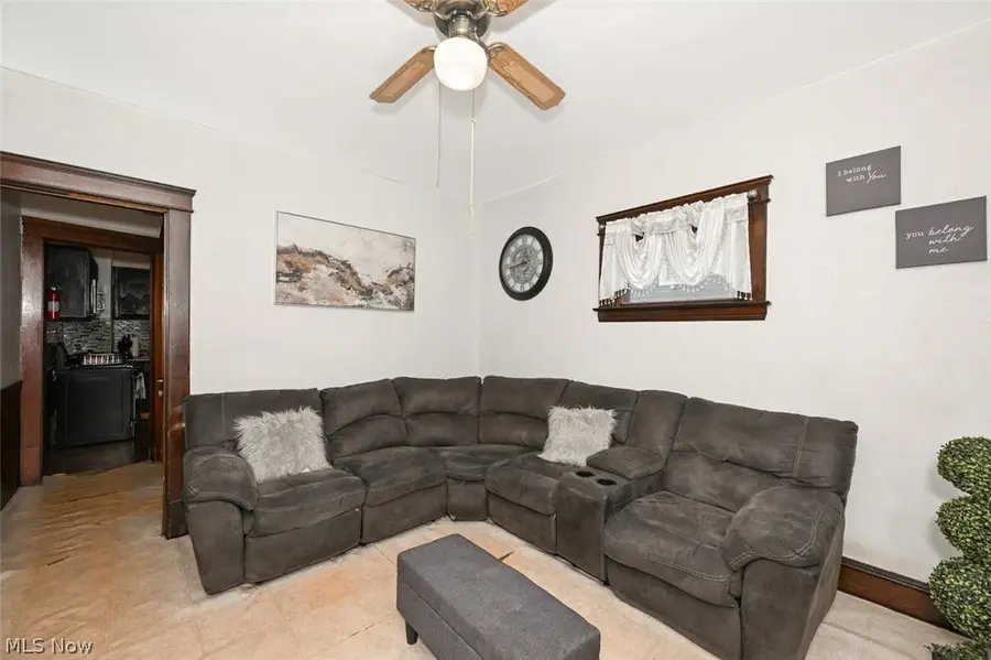 4049 Marvin Avenue, Cleveland, OH 44109 - #2