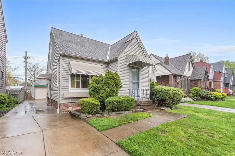 145 E 190th Street, Euclid, OH 44119 - #3