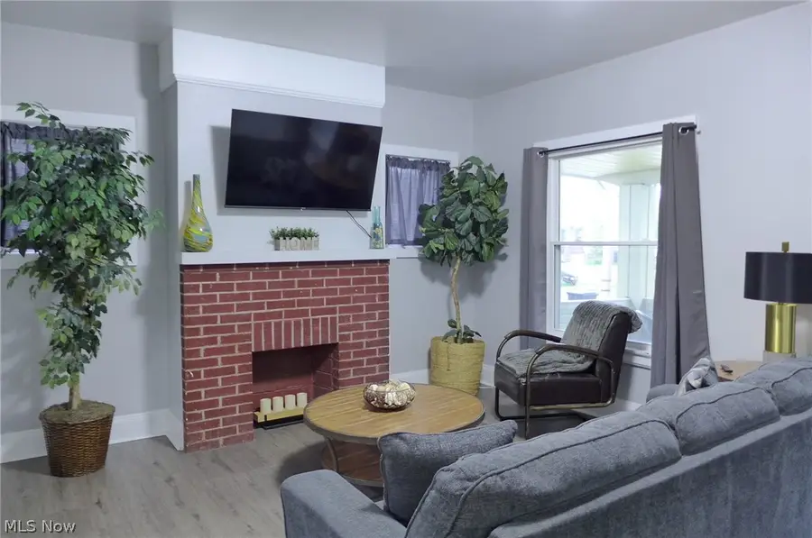 1453 W 107th Street, Cleveland, OH 44102 - #2