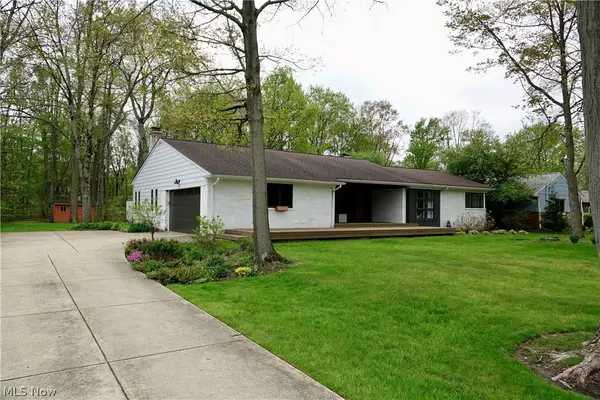 6842 Metro Park Drive, Mayfield Village, OH 44143
