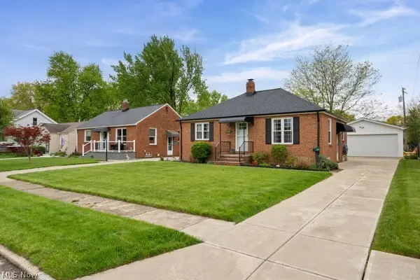 4052 W 223rd Street, Fairview Park, OH 44126 - #3