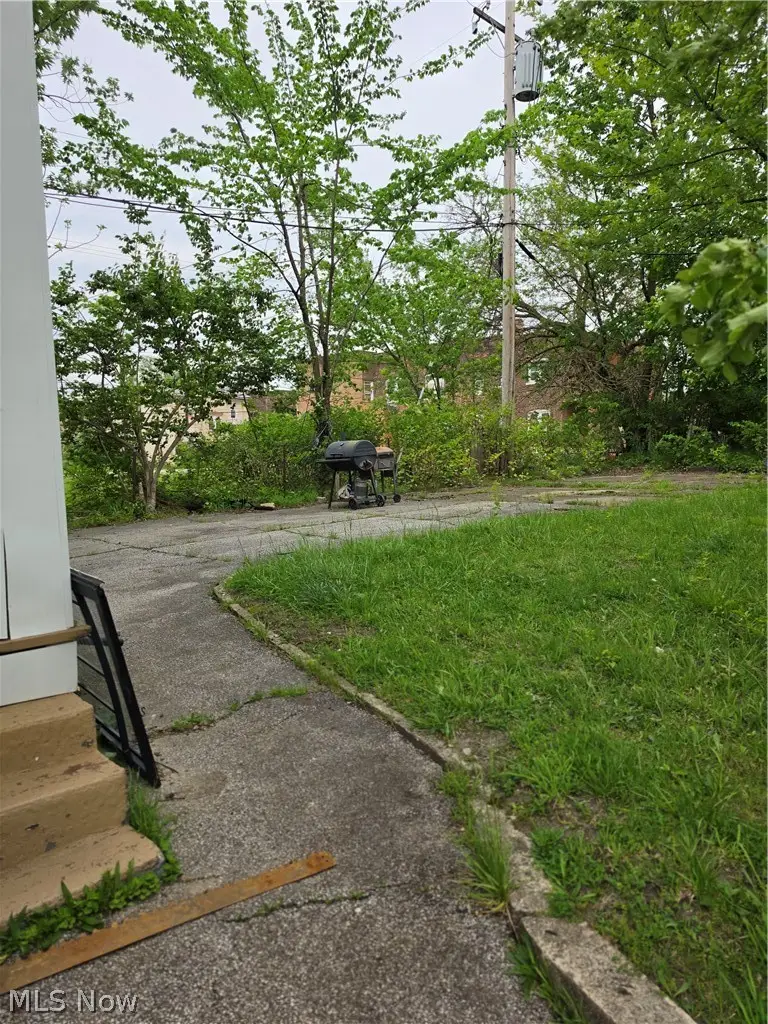 3513 E 117th Street, Cleveland, OH 44105 - #3