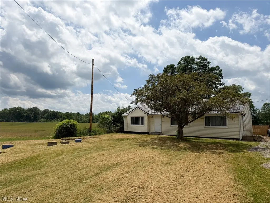 2807 Warren Burton Road, Southington, OH 44470 - #1