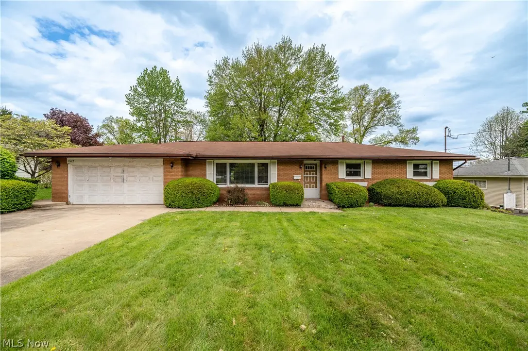 7627 Catherine Street, Masury, OH 44438 - #1