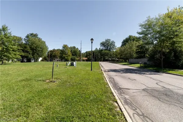 V/L Spruce Drive, Oberlin, OH 44074